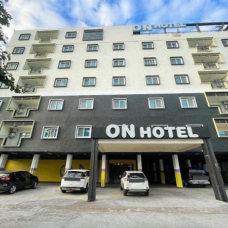 On Hotel Friendship Angeles Luaran gambar